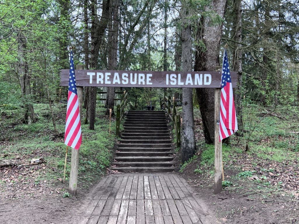 Treasure Island welcome sign
